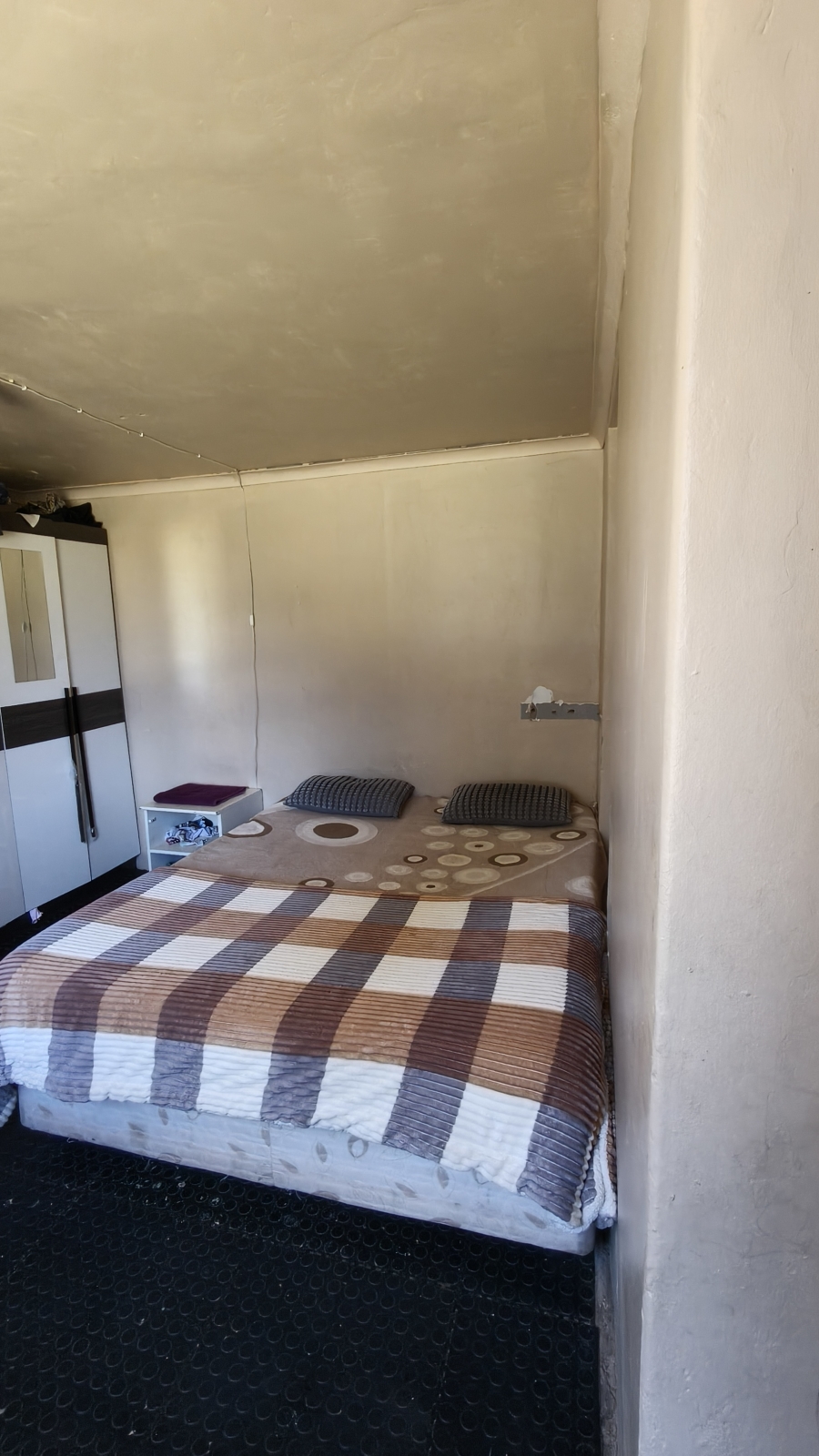 4 Bedroom Property for Sale in Hennenman Free State